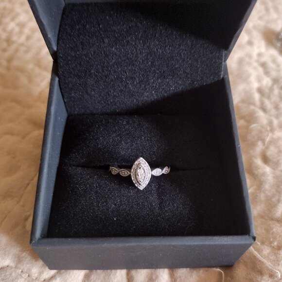 Ring - Picture 1 of 1